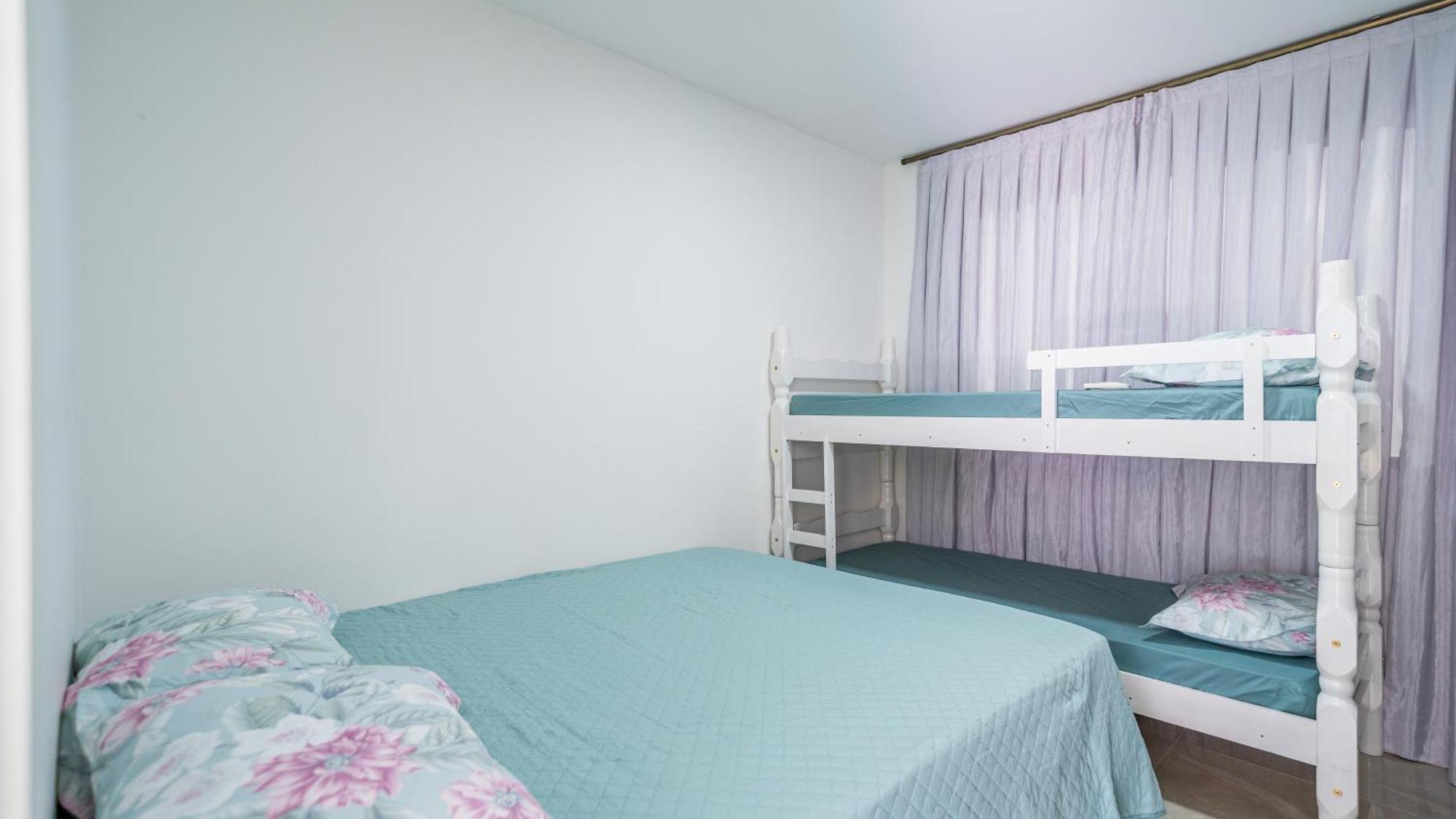 Residencial Com Piscina Possui Jacuzzi Aquecida Com Hidromassagem Villa Bombinhas Buitenkant foto