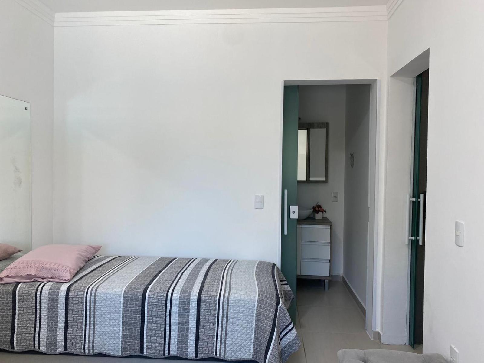 Residencial Com Piscina Possui Jacuzzi Aquecida Com Hidromassagem Villa Bombinhas Buitenkant foto