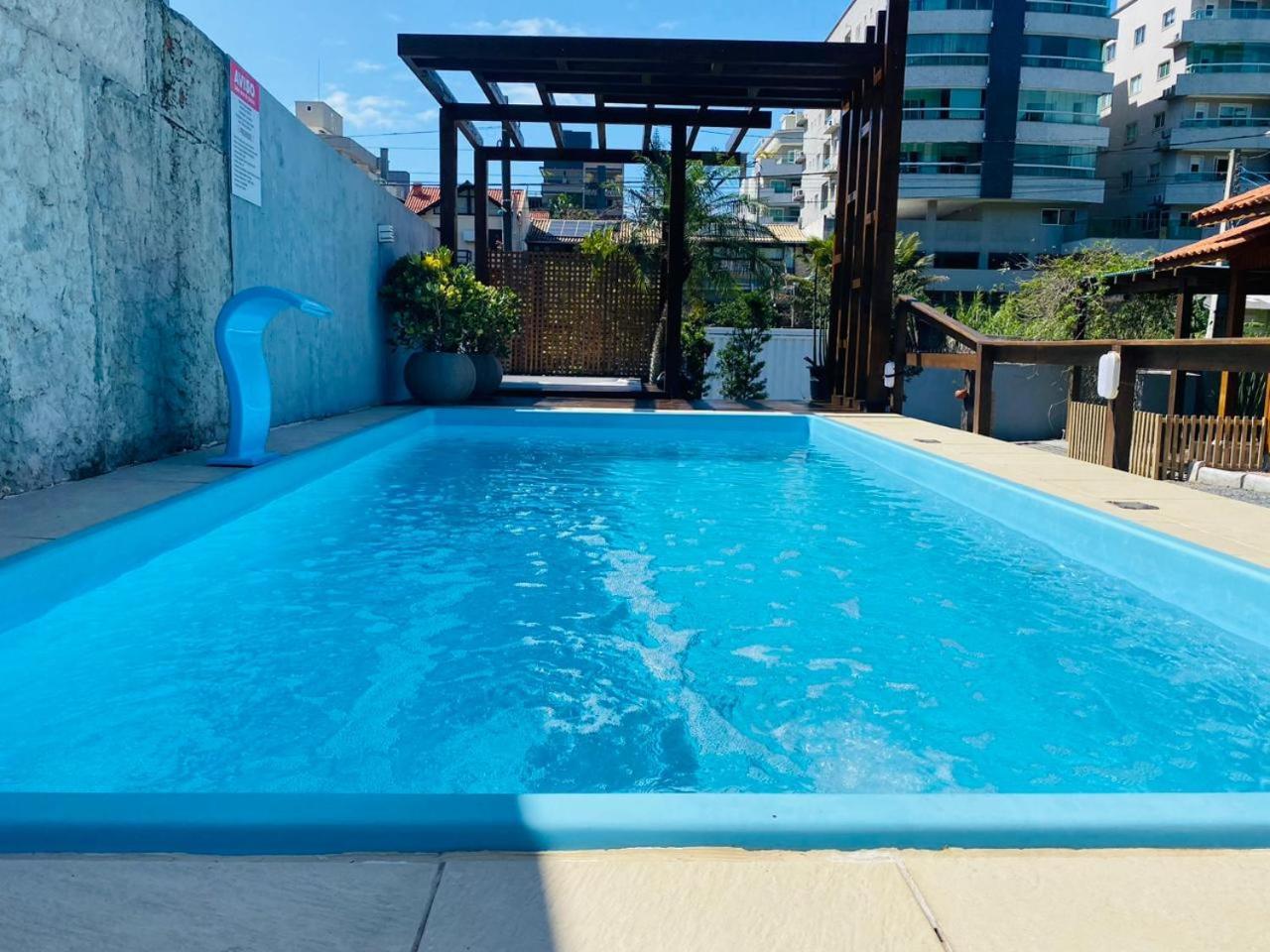 Residencial Com Piscina Possui Jacuzzi Aquecida Com Hidromassagem Villa Bombinhas Buitenkant foto